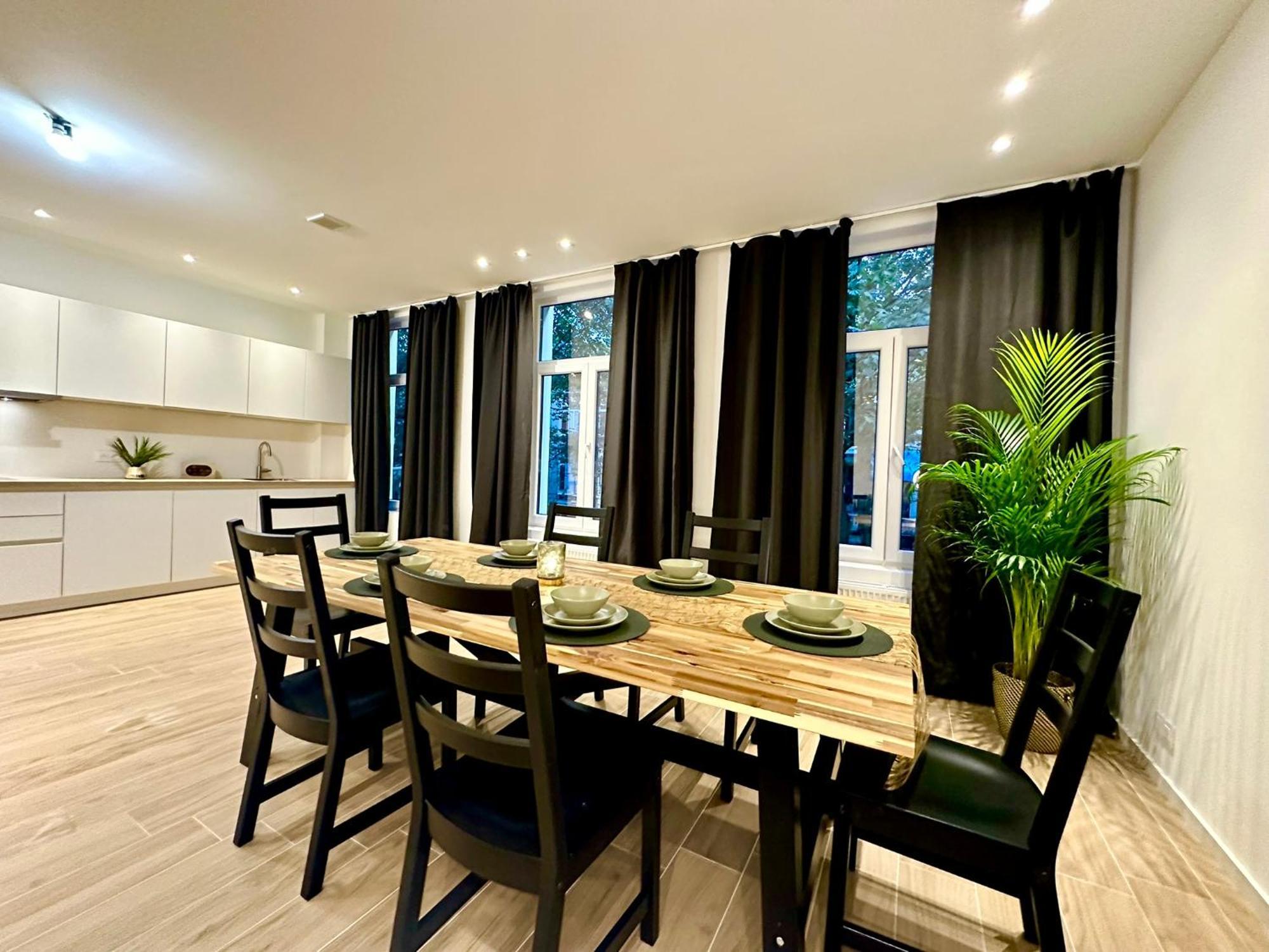 Apartment Luxury Park By Rikas